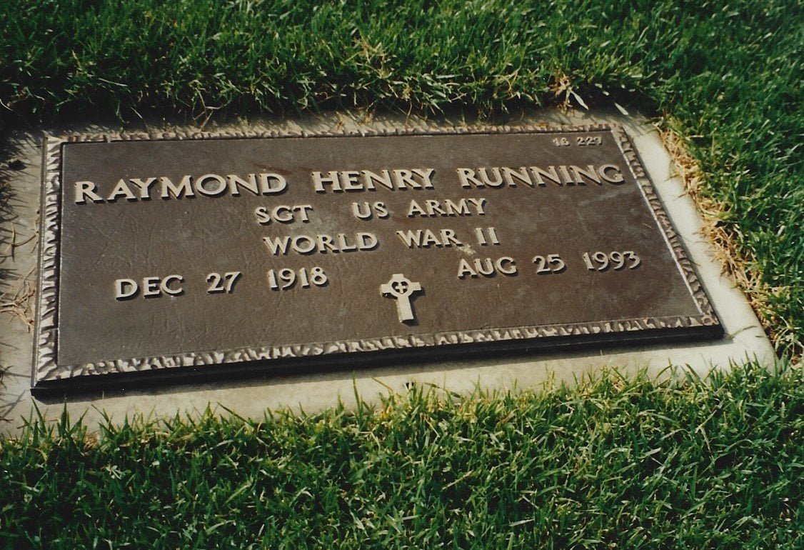RHR 1993-8-25 Grave