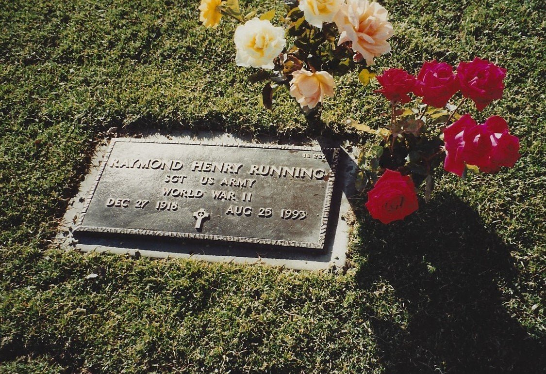 RHR 1993-8-25 Grave2
