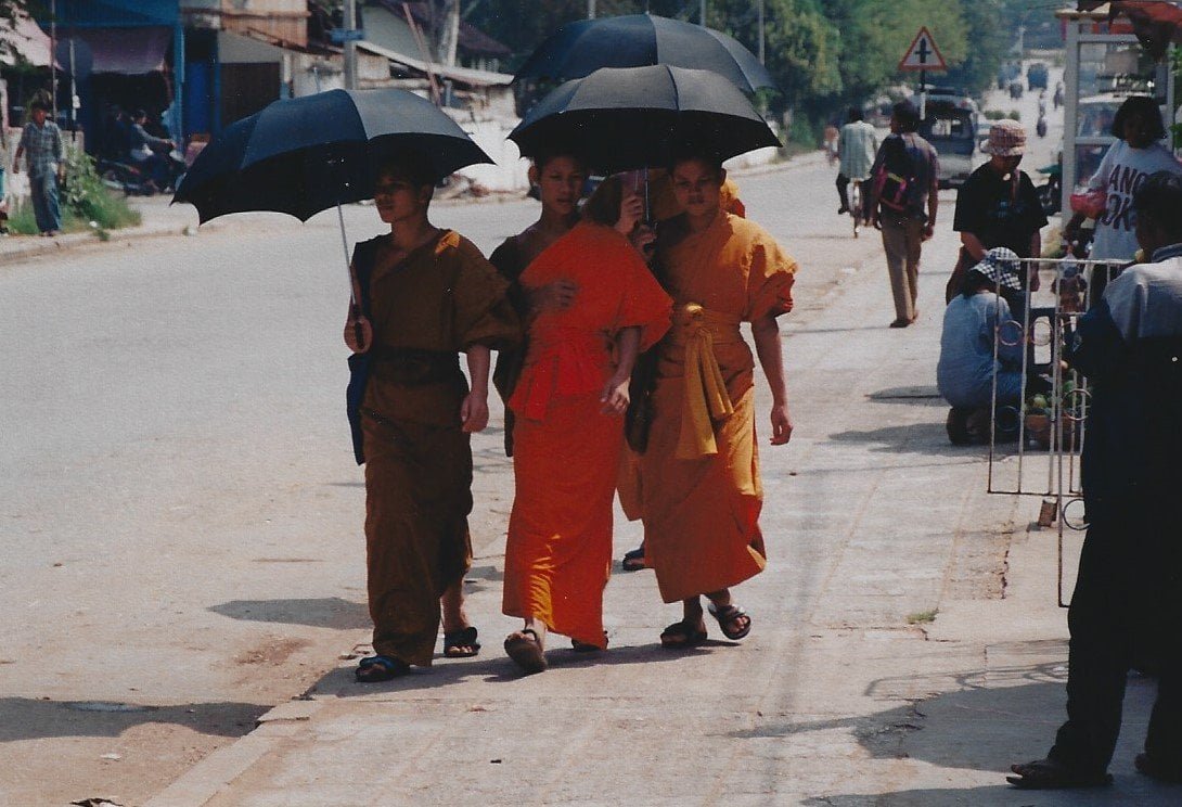 RKR 1998-10 Laos2