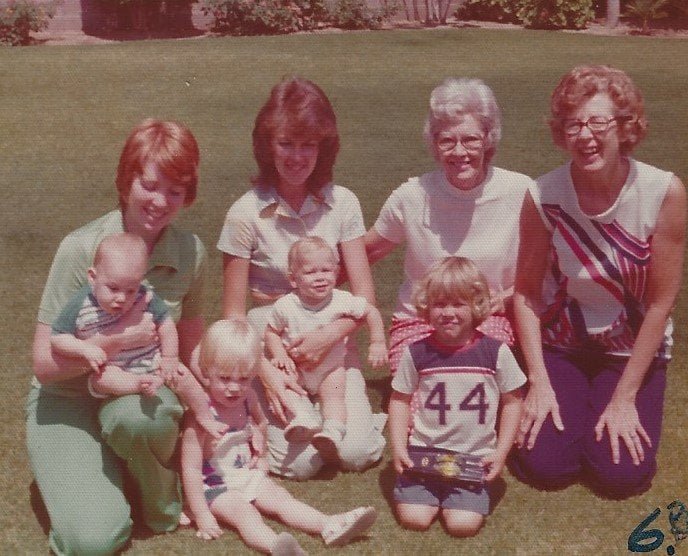 SER 1975-8 atBeths