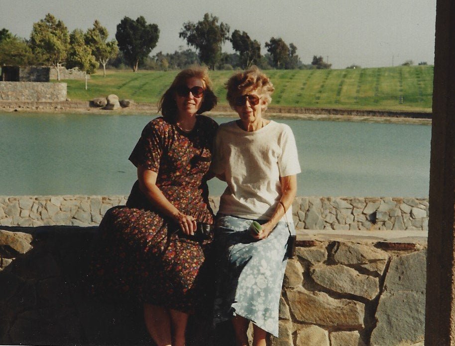 SER 1993-8-26 wMary